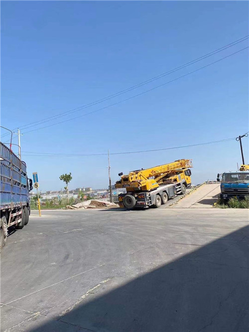 耀州区25吨吊车的租赁价格大概是多少？